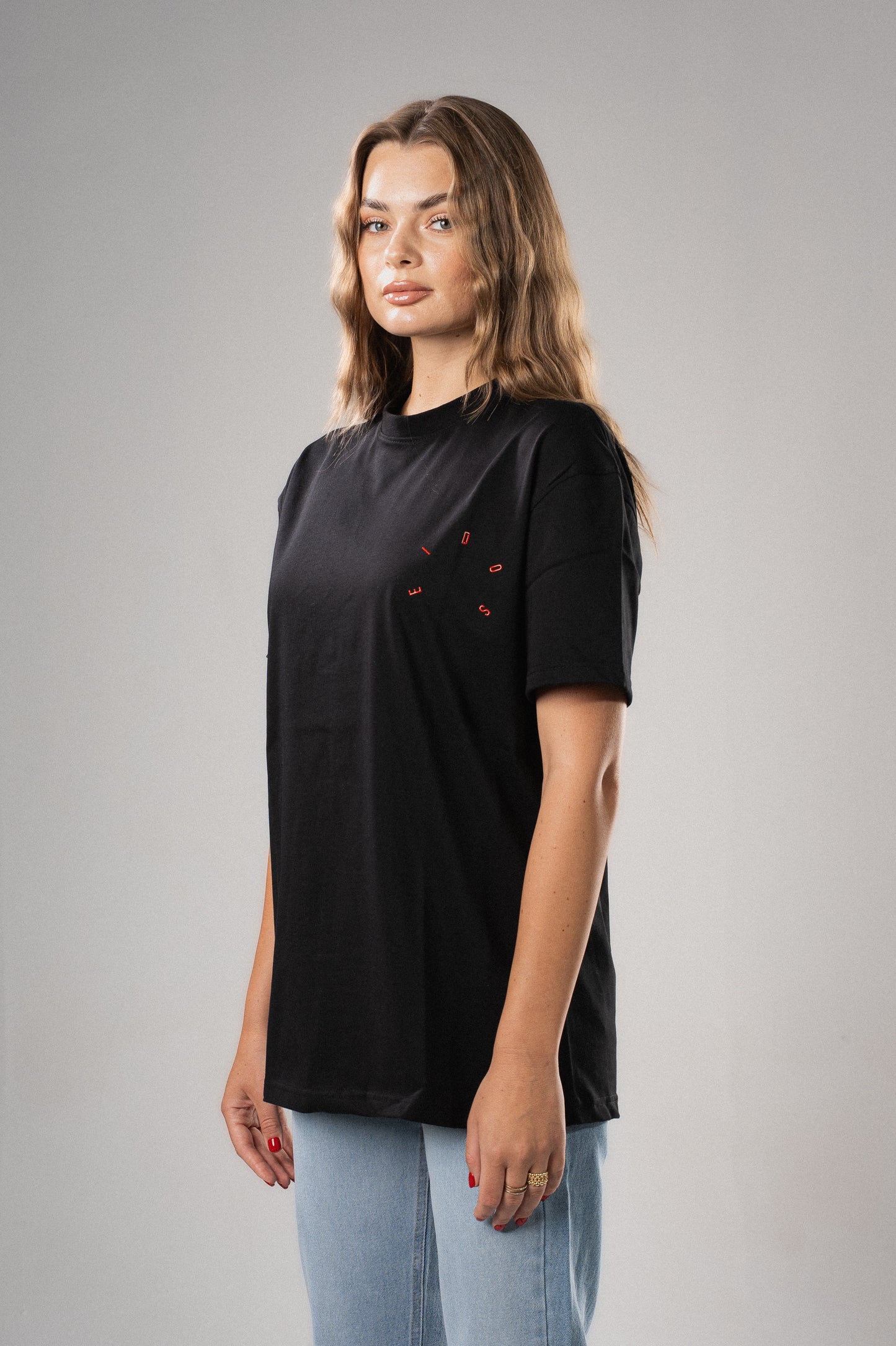 Eidos signature over-sized black tee