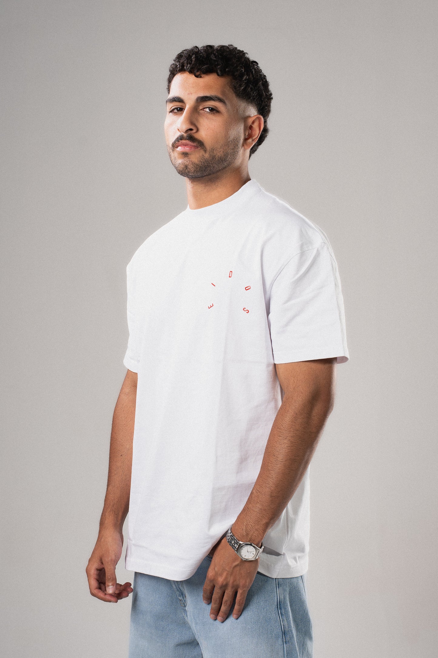 Eidos signature over-sized white tee