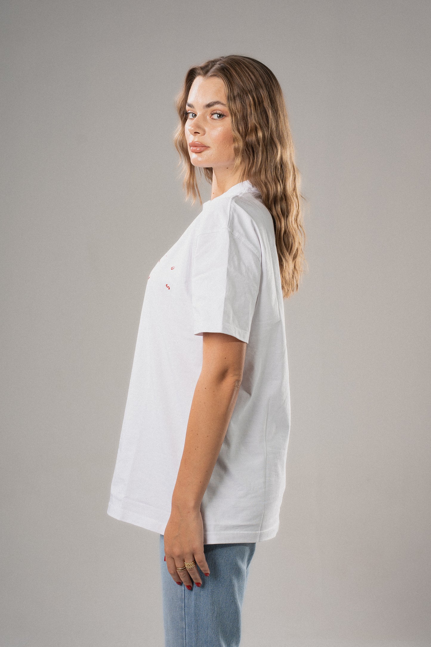 Eidos signature over-sized white tee