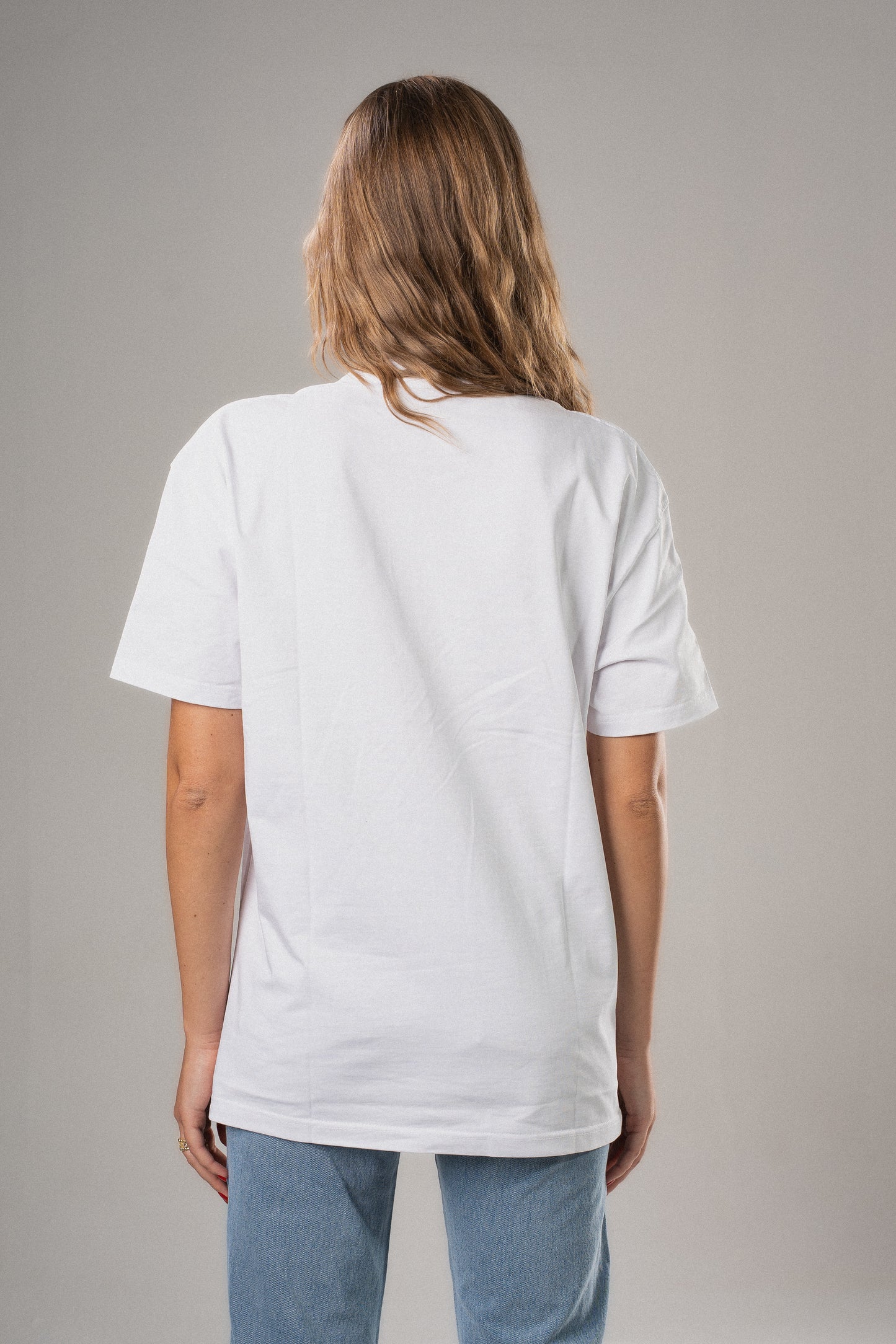 Eidos signature over-sized white tee