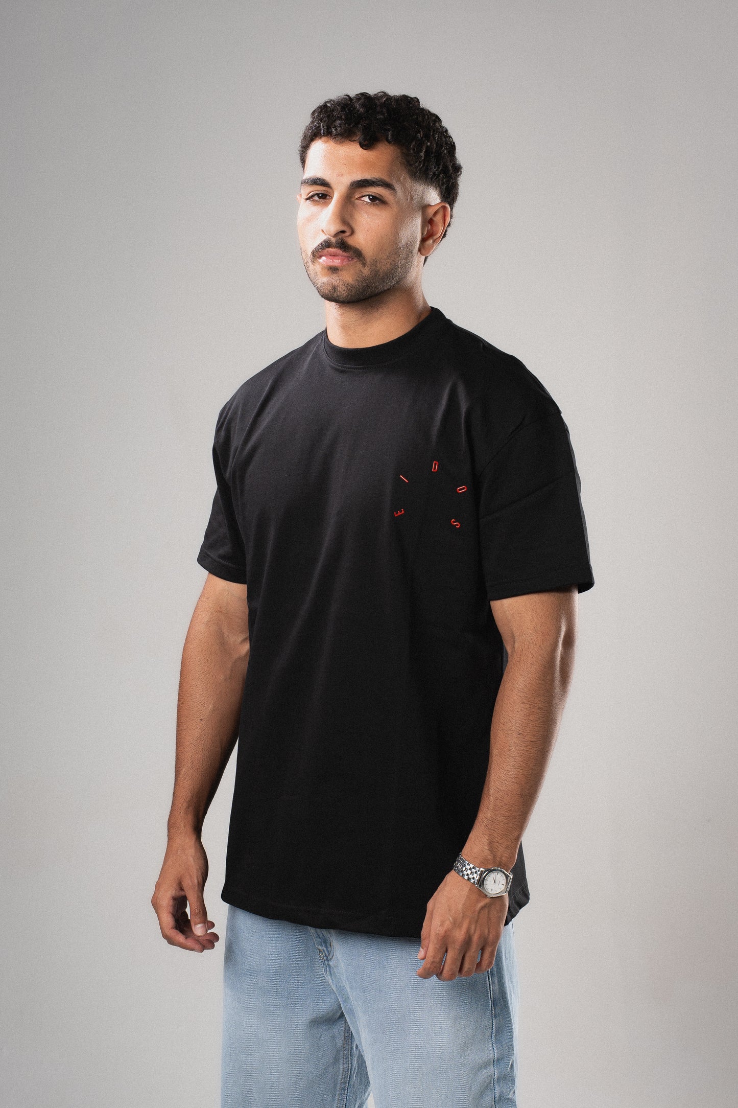 Eidos signature over-sized black tee