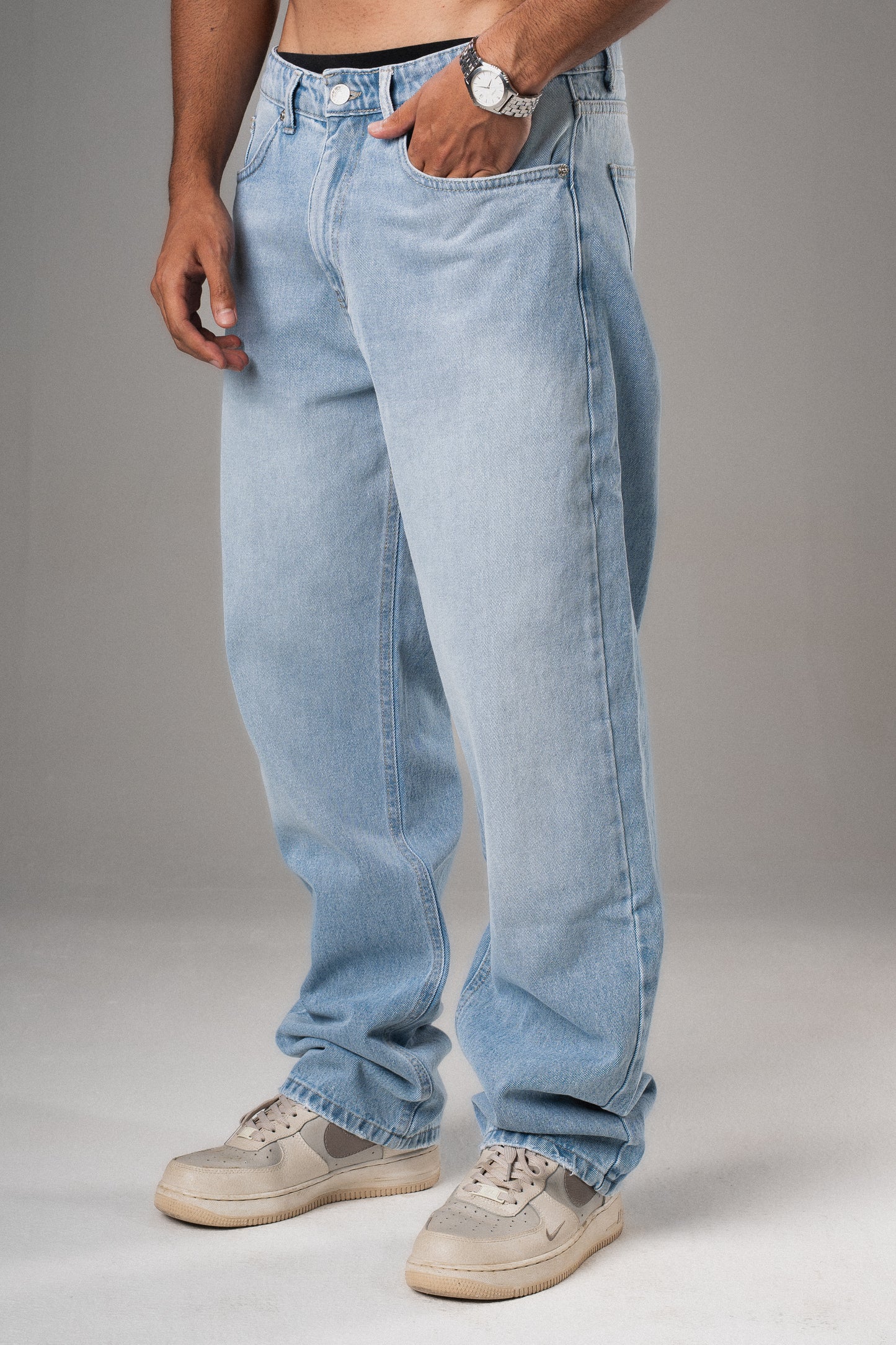 Eidos signature light weight denim jeans