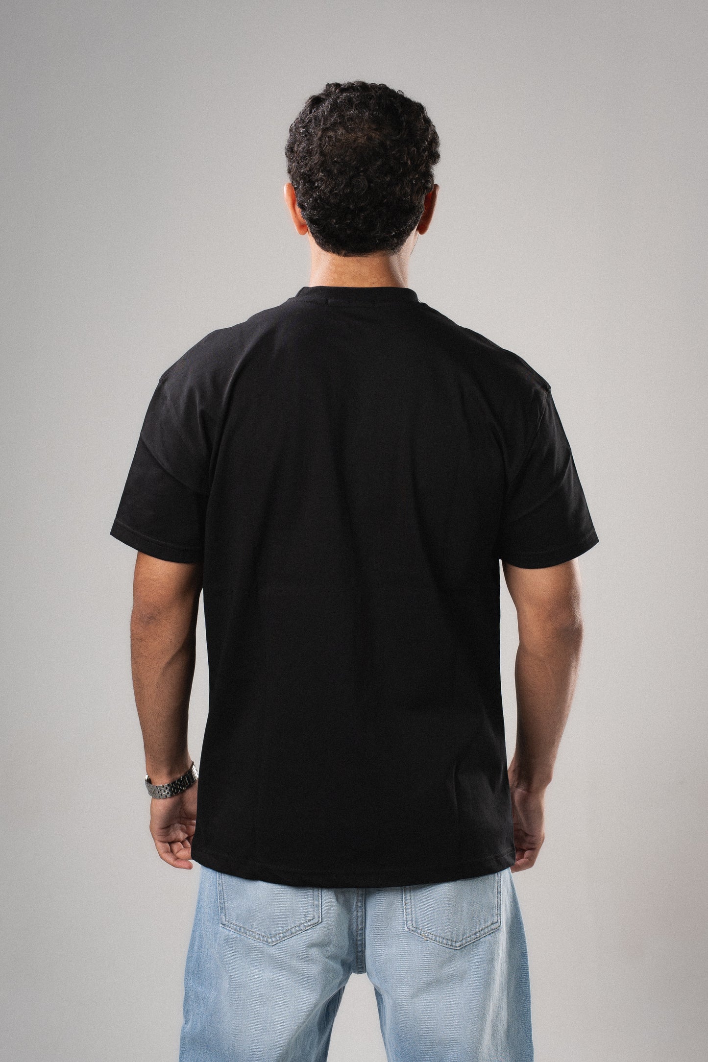Eidos signature over-sized black tee